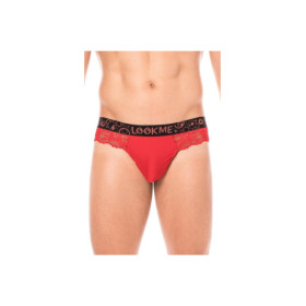String rouge en dentelle délicate 